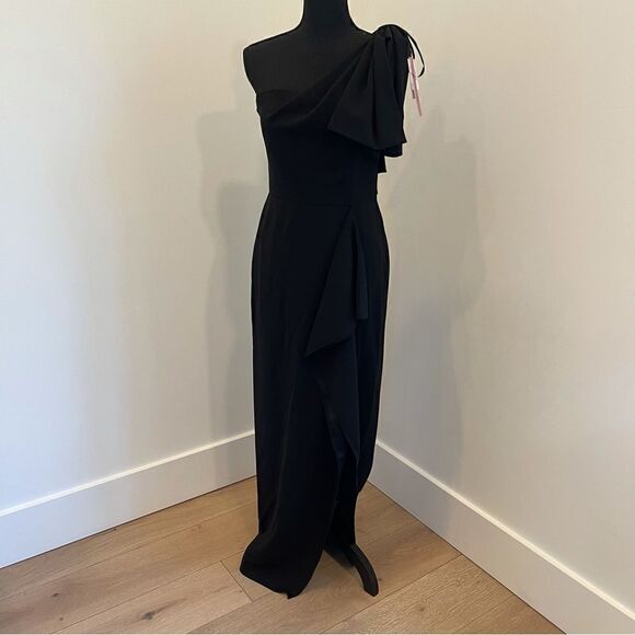 Bow One Shoulder Column Gown - 100% Exclusive In Black - Picture 2 of 5